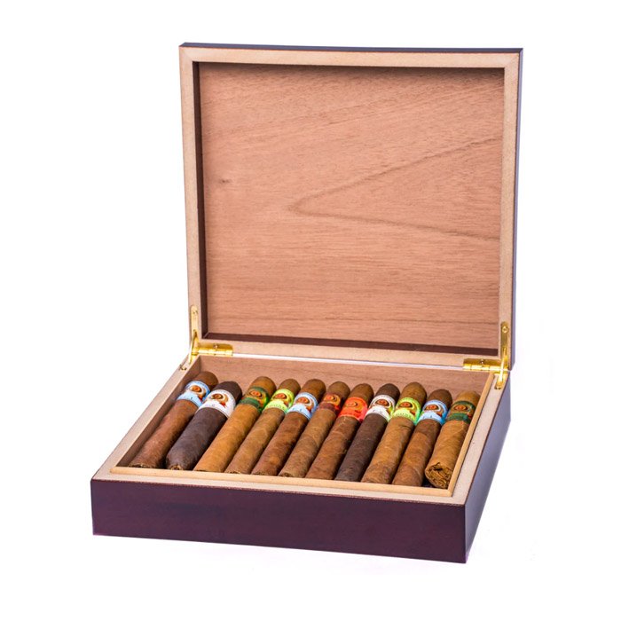 Cigars (Premium / Hand-Rolled)